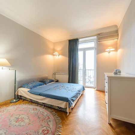 Apartment Near Olympic Stadium Kiev Ngoại thất bức ảnh