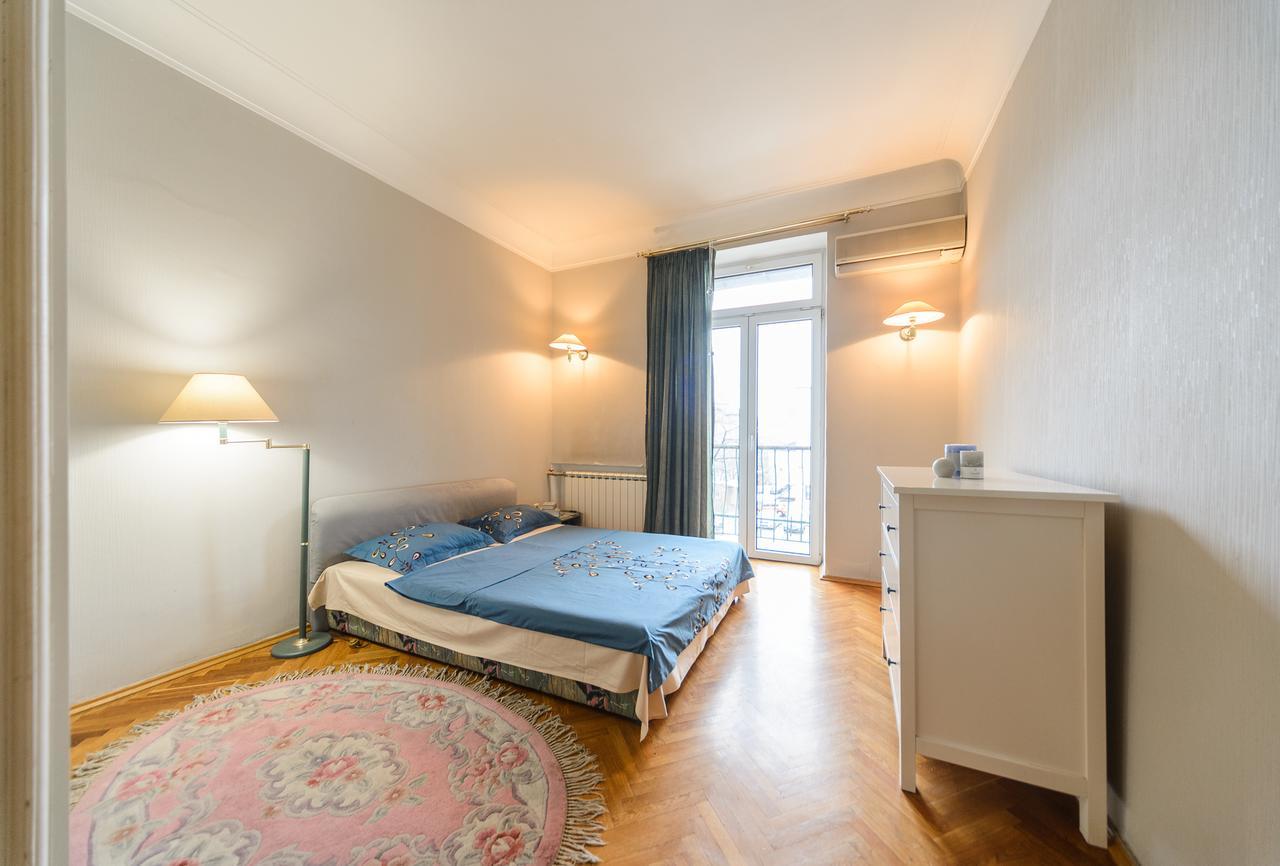 Apartment Near Olympic Stadium Kiev Ngoại thất bức ảnh