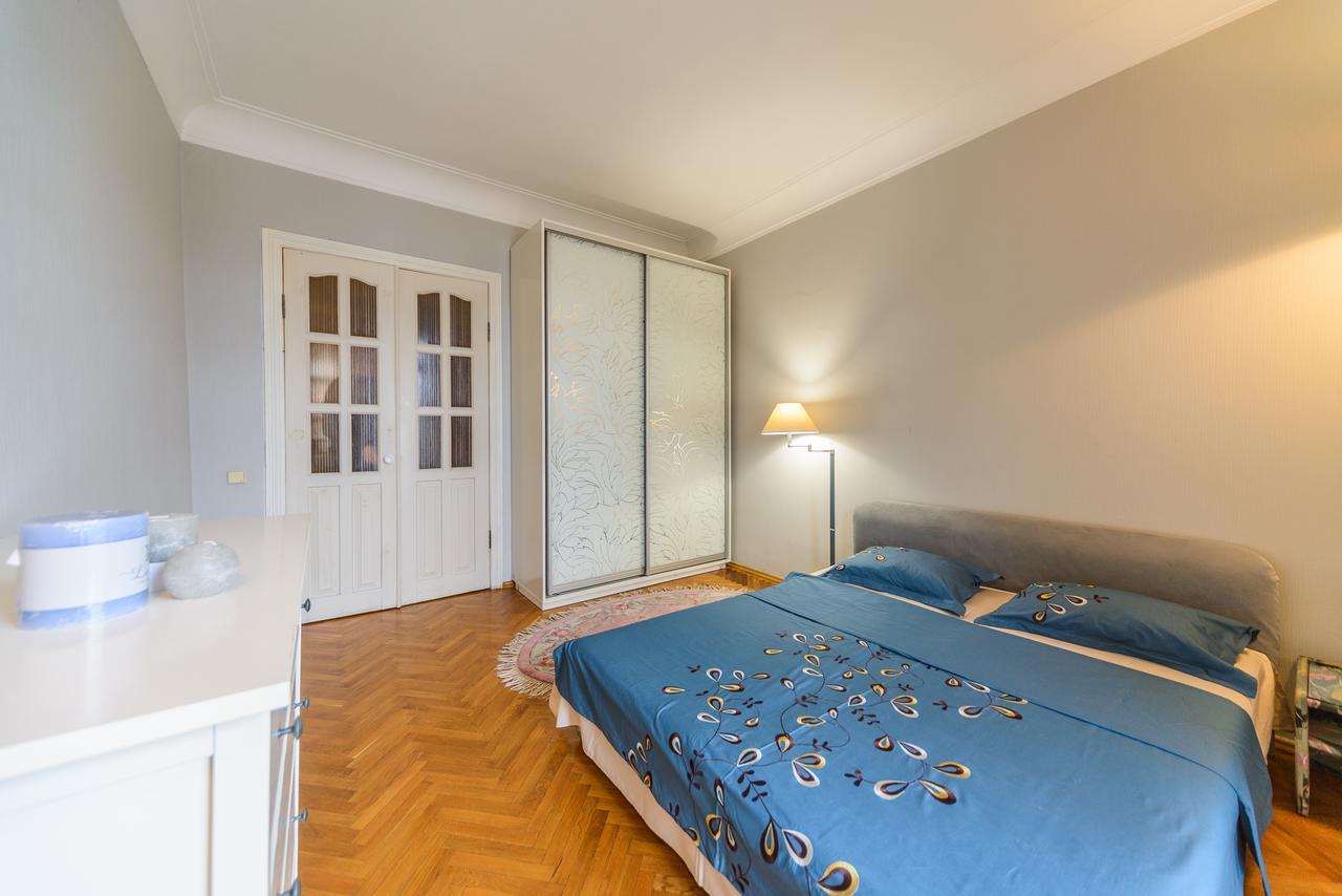 Apartment Near Olympic Stadium Kiev Ngoại thất bức ảnh